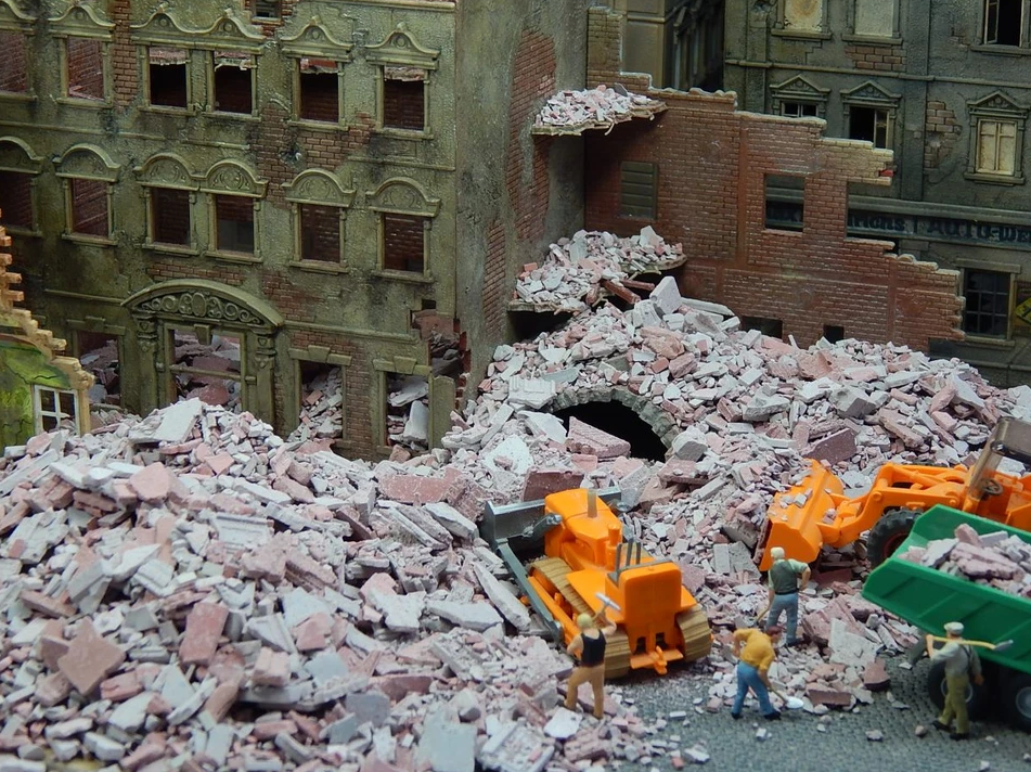 Juweela 28149 Bauschutt / Trümmer H0 1:87 grau / rot 75g