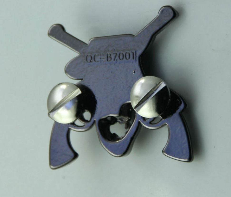 Revolver Colt Skull 38 mm Western Concho  zum Schrauben