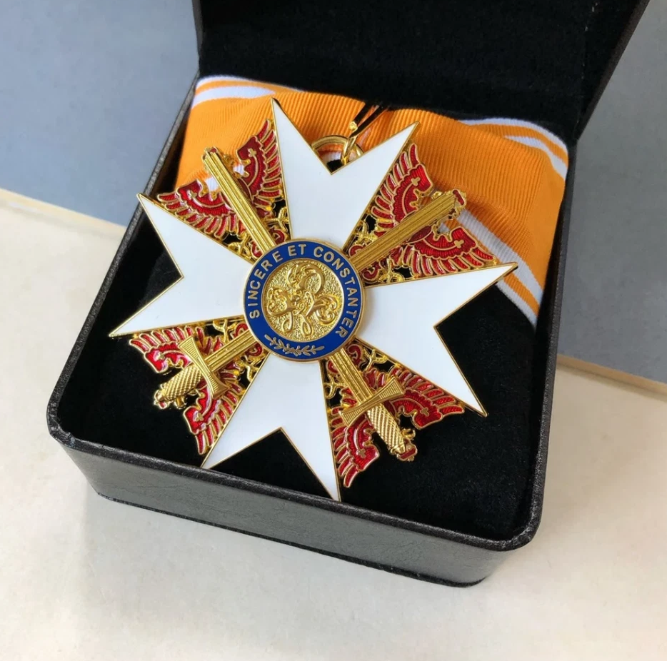 Preußischer Roter Adler Orden mit Schwertern – 1861 Medaille Sincere et Constanter