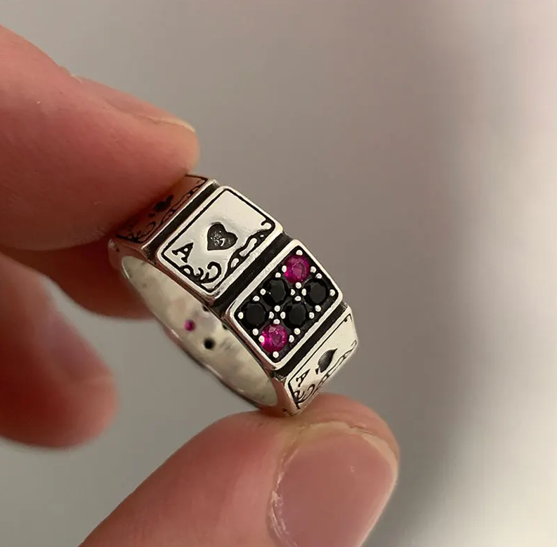 Ring Poker Spielkarten Strasssteine schwarz pink silber Größenverstellbar