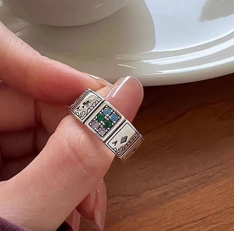 Ring Poker Spielkarten Strasssteine blau grün weiß silber Größenverstellbar