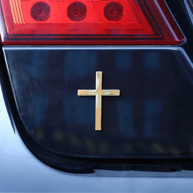 3D Metall Emblem „Kreuz“ – Auto Aufkleber Logo Tuning